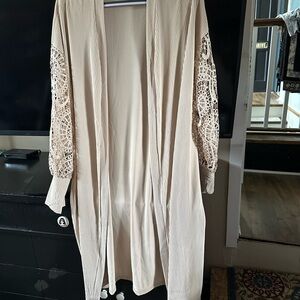 Beige Kimono with Lace Sleeves